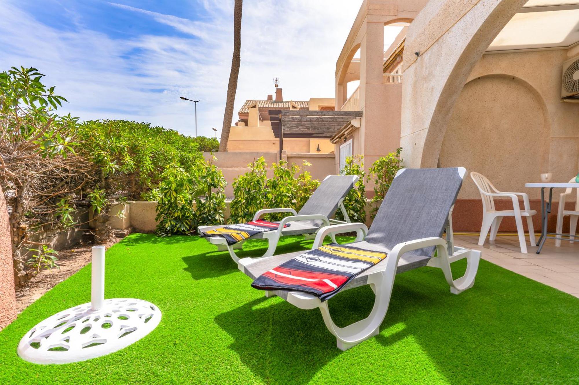 Beachhouse Playa R&R Roquetas de Mar Exterior photo